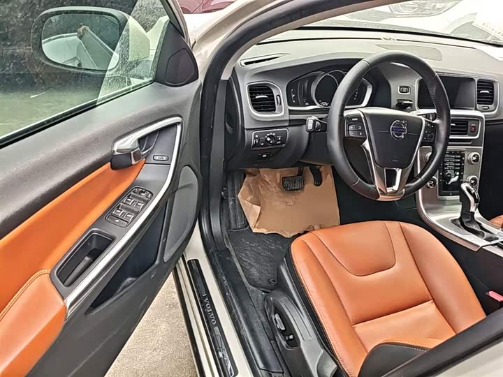 Volvo S60 2018 S 60 L T 4 — фото 16