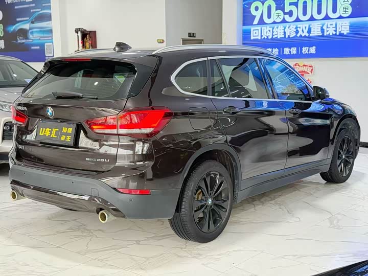 BMW X1 2021 s Drive 20 Li — фото 7