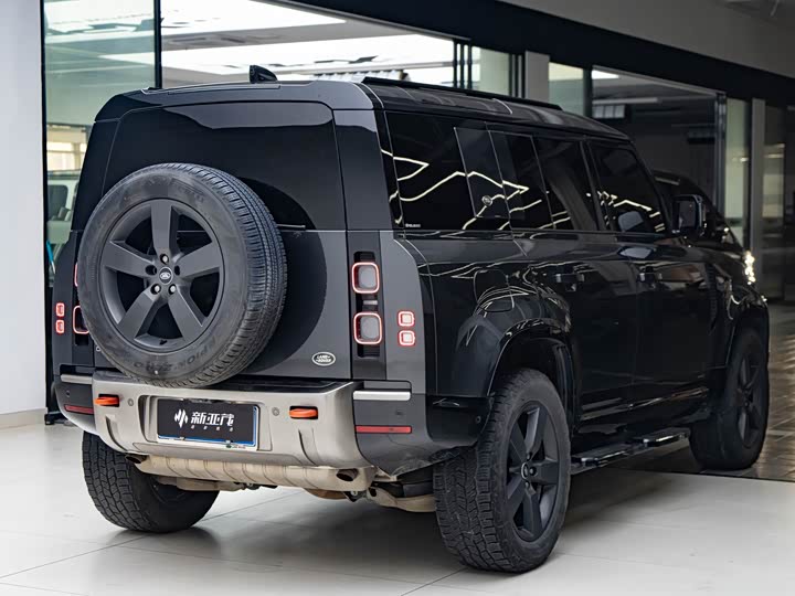 Land Rover Defender — фото 7