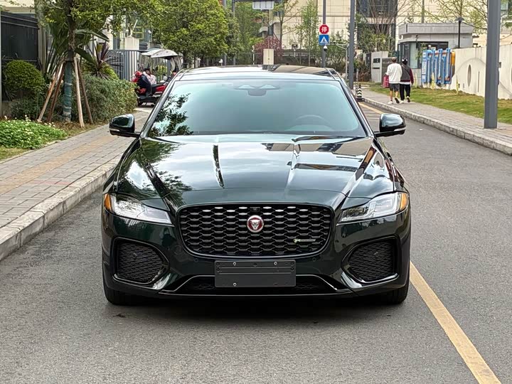 Jaguar XFL 2021 XFL 2.0 T P 250 2 WD — фото 2