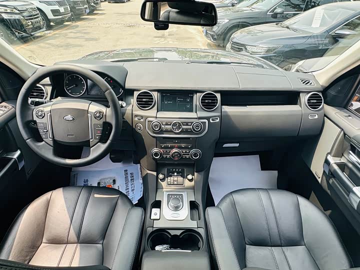 Land Rover Discovery — фото 23