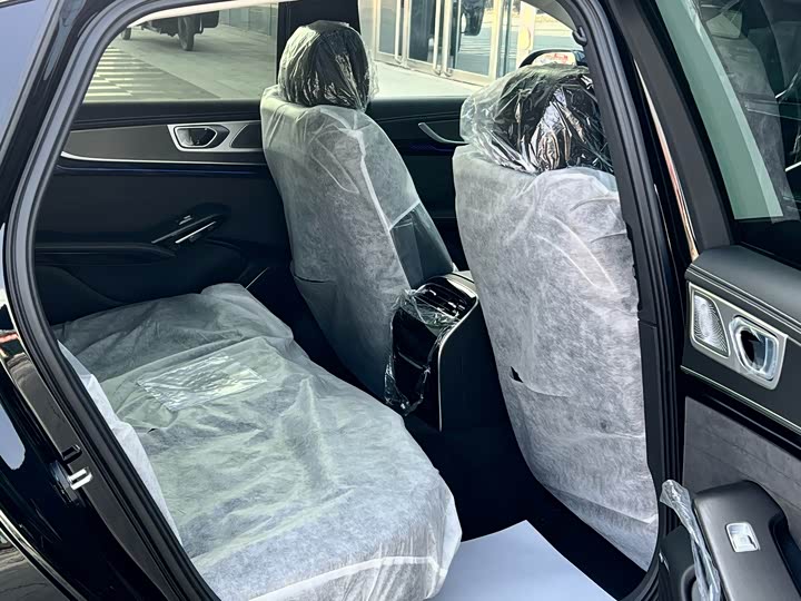 Hongqi H9 2025 2.0 T 2 WD 5 — фото 8