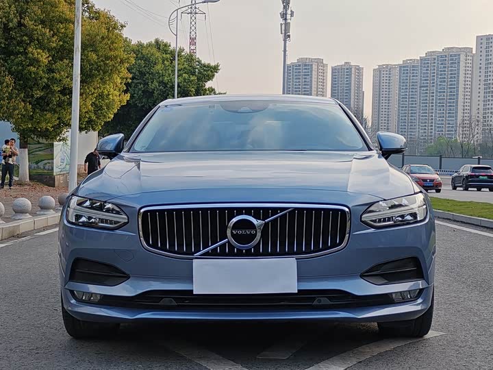 Volvo S90 2018 T 4 — фото 2