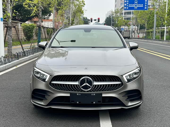 Mercedes-Benz A-Class 2020 A 200 L — фото 2