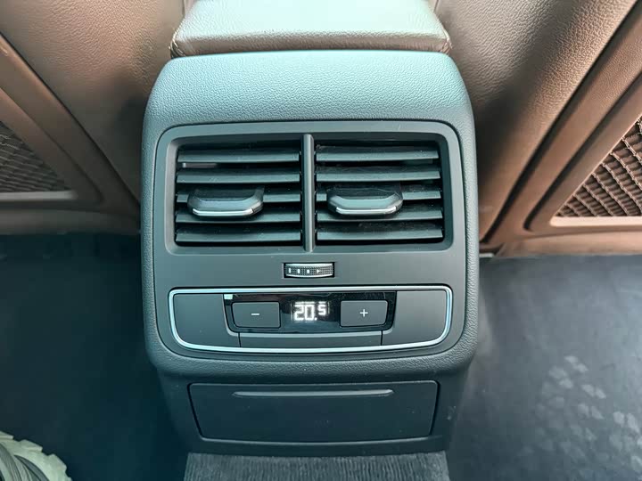 Audi A4L 2018 30 40 TFSI — фото 21