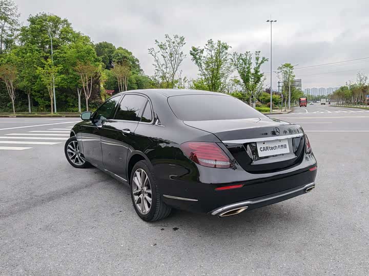 Mercedes-Benz E-Class 2018 E 200 L — фото 4