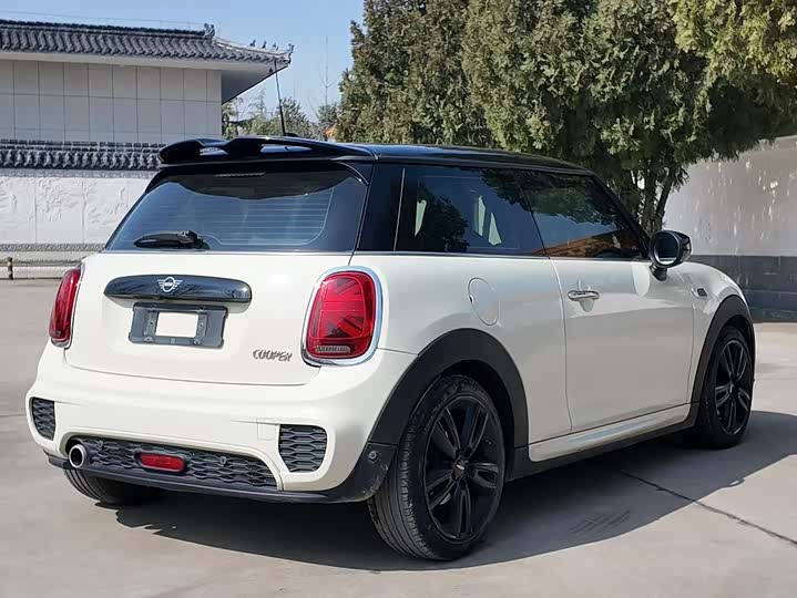 MINI Hatch — фото 15