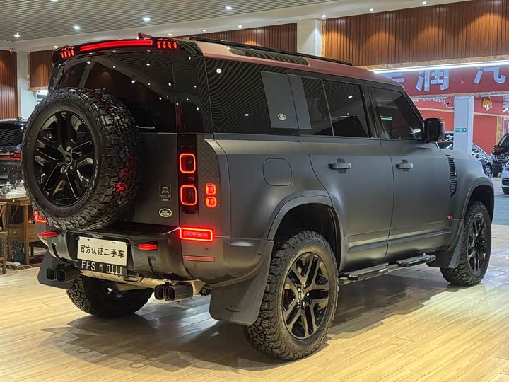 Land Rover Defender — фото 10