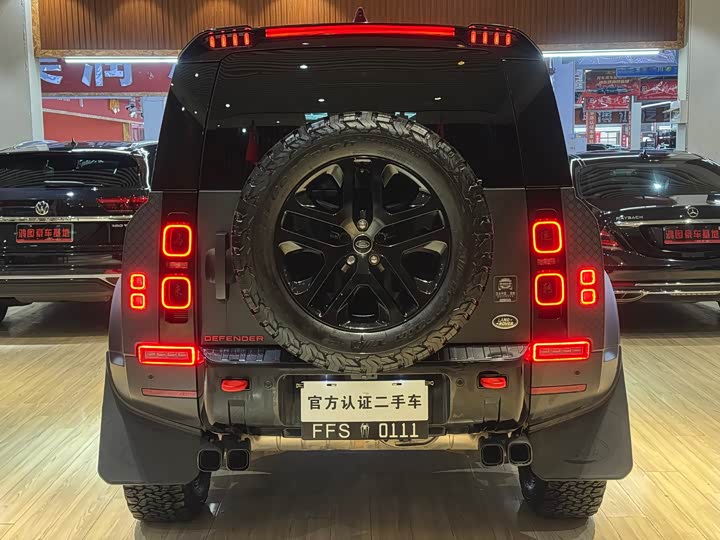 Land Rover Defender — фото 11