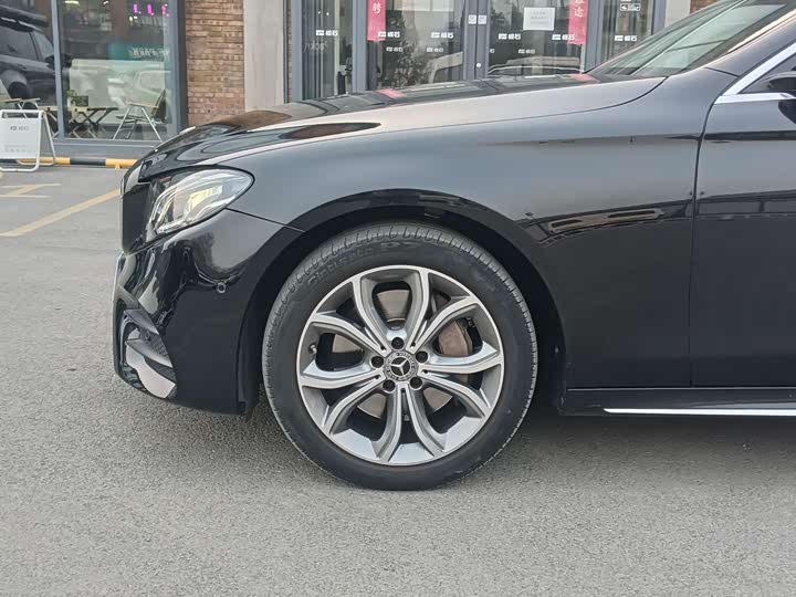 Mercedes-Benz E-Class 2020 E 300 L — фото 5