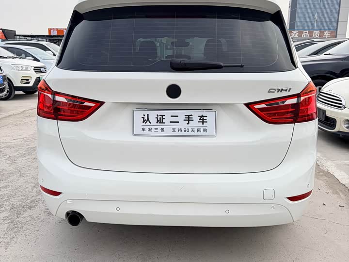 BMW 2-Series 2015 218i Leading — фото 4