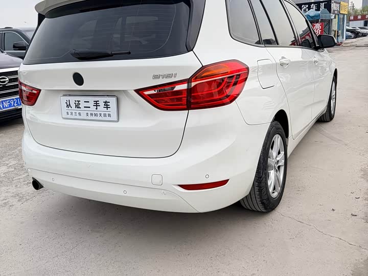 BMW 2-Series 2015 218i Leading — фото 3