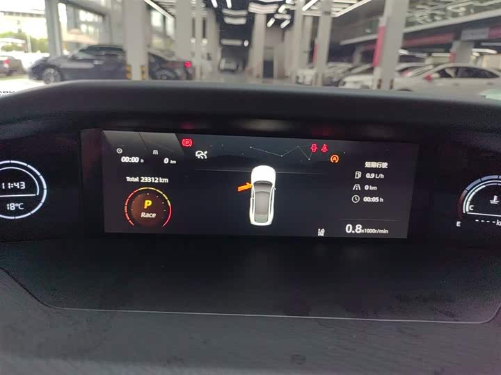 Changan UNI-V 2022 1.5 T Premium — фото 8