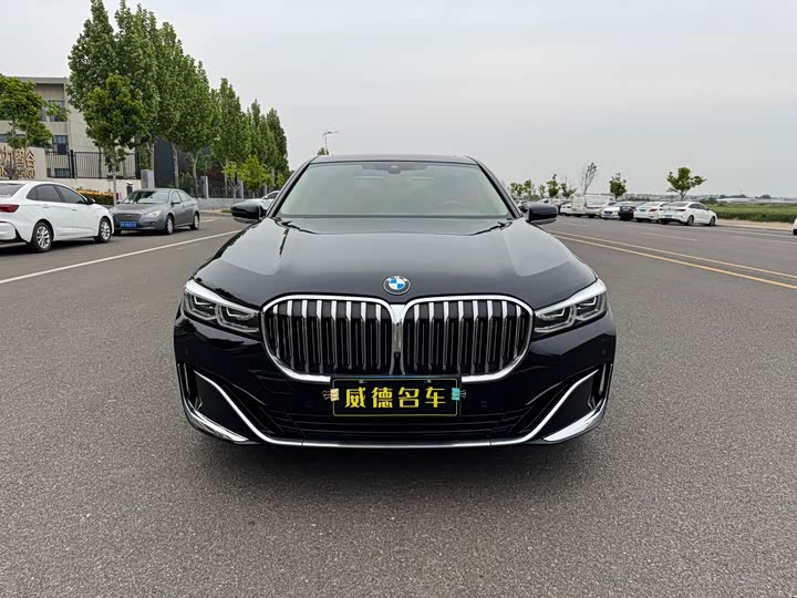 BMW 7-Series 2019 740 Li Leading — фото 2