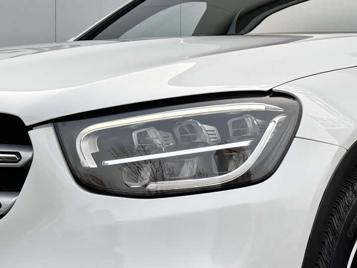 Mercedes-Benz GLC 2021 GLC 260 L 4 MATIC — фото 18