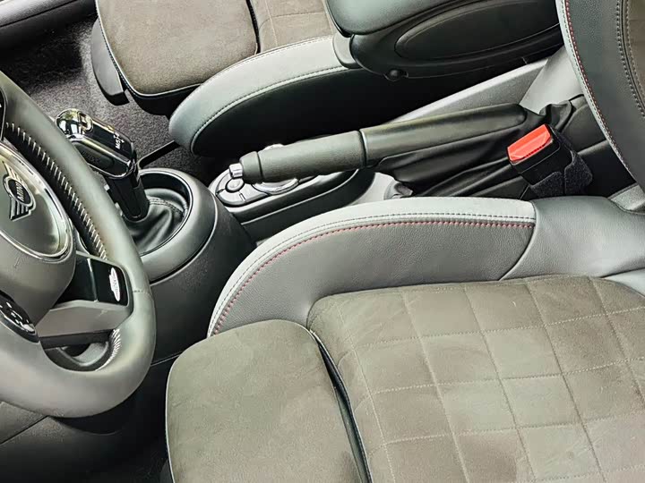 MINI Hatch — фото 17