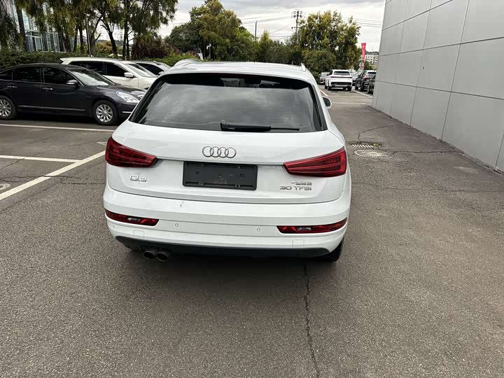 Audi Q3 2018 30 TFSI — фото 7