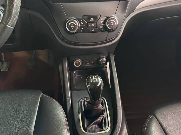 Changan CS35 2015 1.6 L MTComfort IV — фото 17