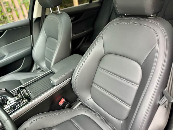 Jaguar XEL 2020 2.0 T 200 PS S — фото 21