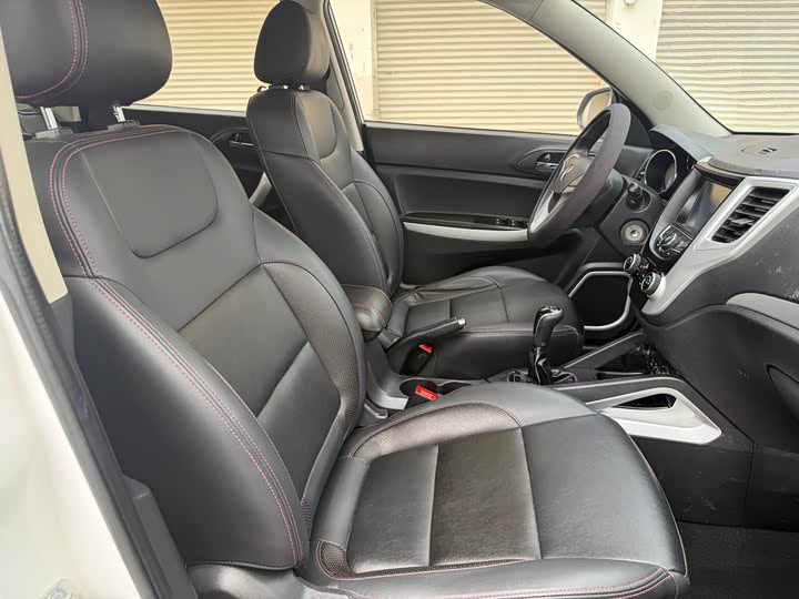 Changan CS35 2016 1.6 L MTLuxury IV — фото 7