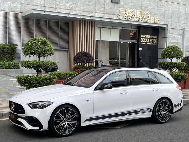 Mercedes-Benz C-Class 2024 AMG C 43 4 MATIC — фото 6