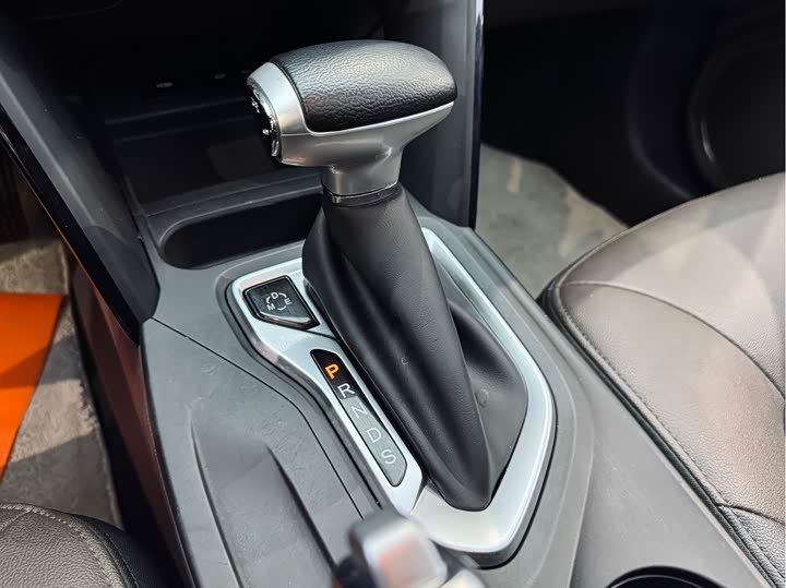 Trumpchi GS4 2015 200 T G-DCT — фото 15