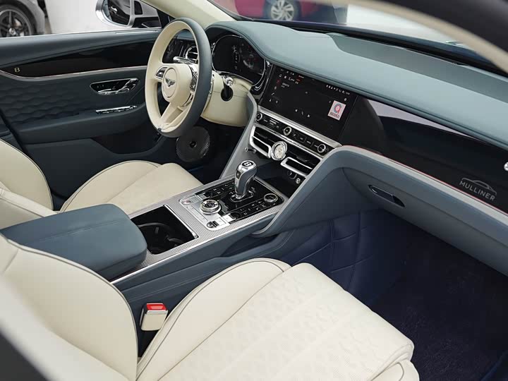Bentley Flying Spur — фото 11