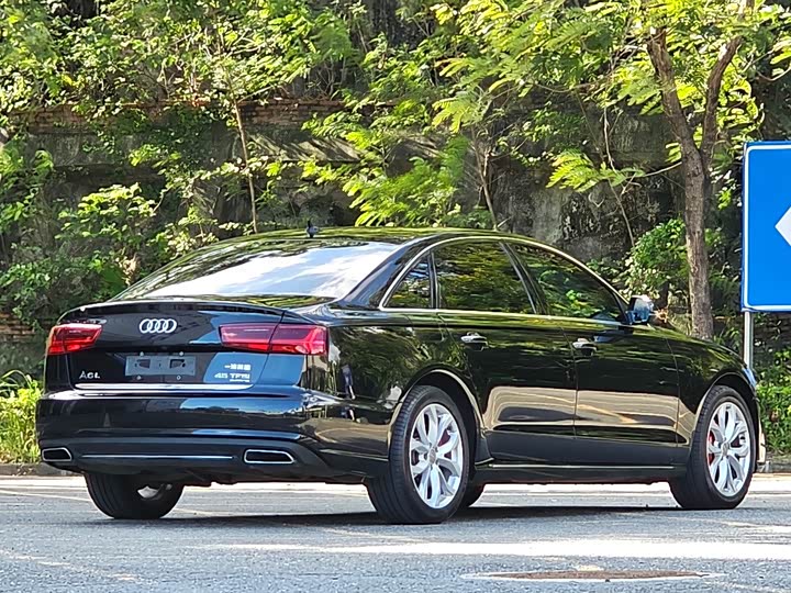 Audi A6L 45 TFSI quattro спорт — фото 9