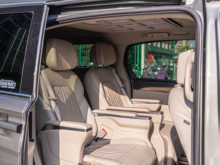 Buick GL8 ES 28T комфорт V — фото 9