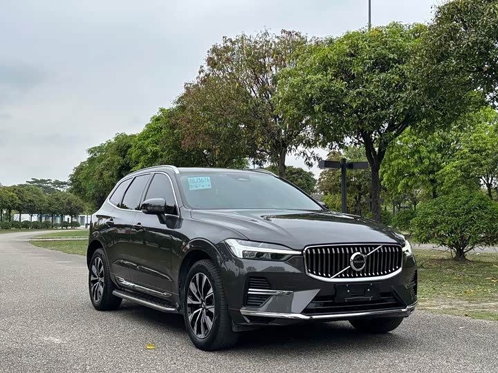 Volvo XC60 2024 B 5 4 WD — фото 3