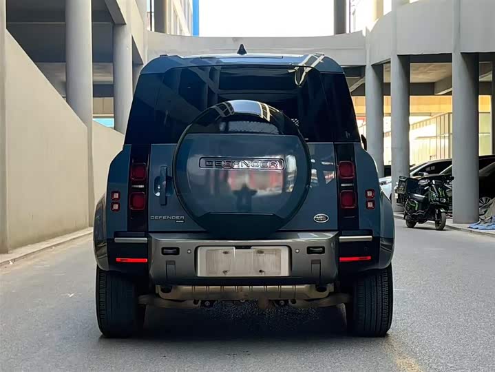 Land Rover Defender — фото 4
