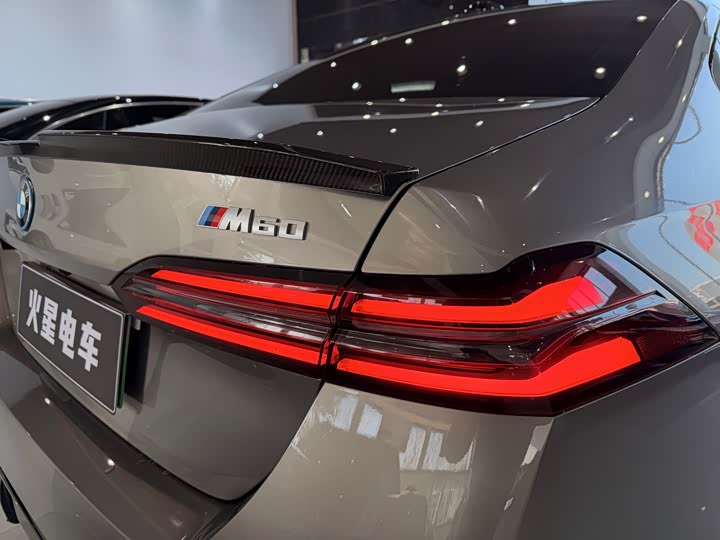 BMW i5 M60 2024 x Drive M 60 — фото 22