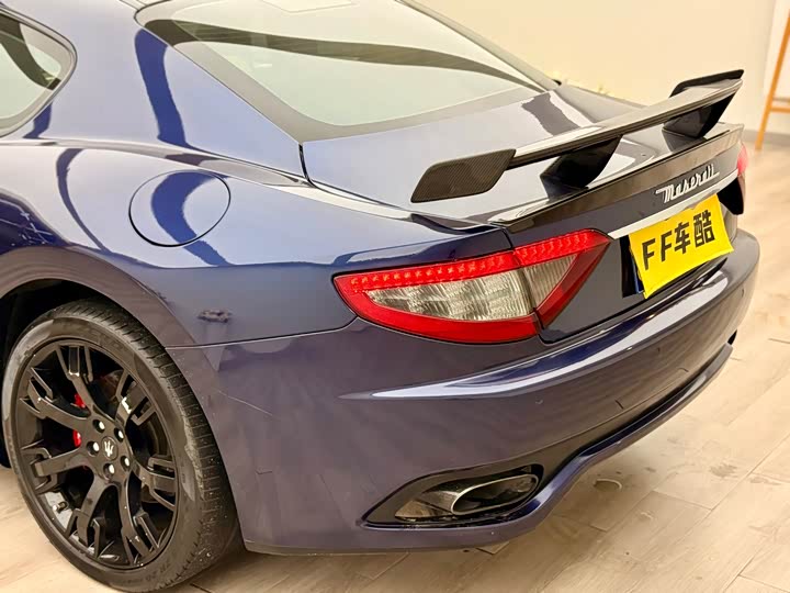Maserati Gran 2015 4.7 L MC — фото 10