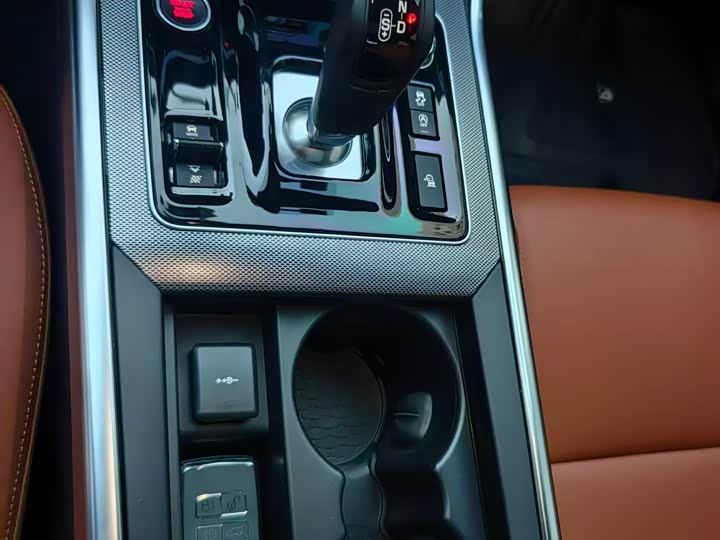 Jaguar XEL 2021 2.0 T 250 PS R-DYNAMIC SE — фото 18