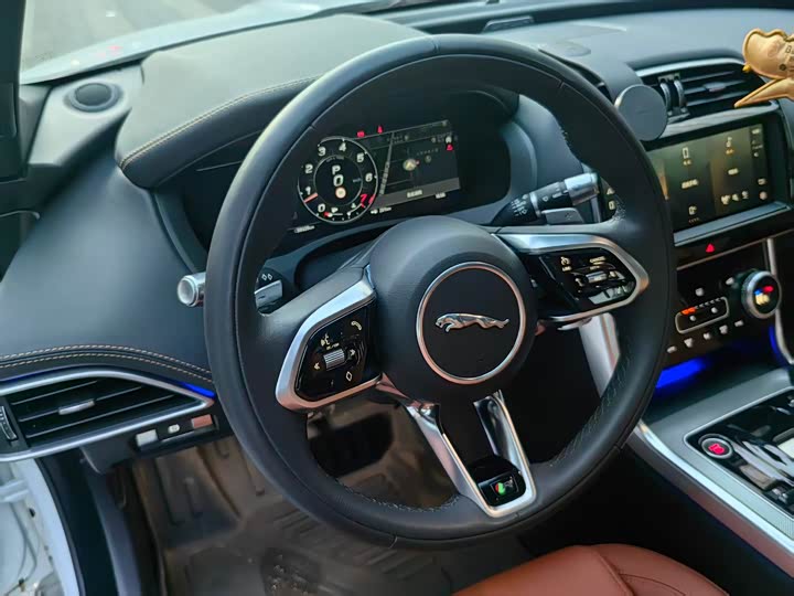 Jaguar XEL 2021 2.0 T 250 PS R-DYNAMIC SE — фото 20