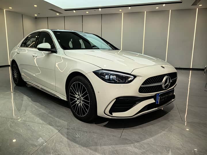 Mercedes-Benz C-Class 2024 C 260 L — фото 3