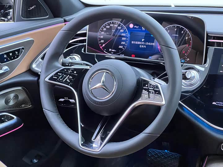 Mercedes-Benz E-Class 2024 E 300 L Luxury — фото 21