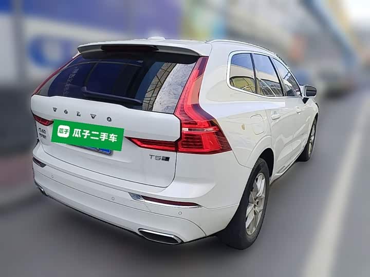 Volvo XC60 2021 T 5 4 WD — фото 12
