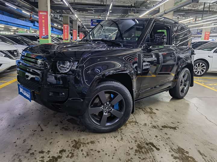 Land Rover Defender — фото 1
