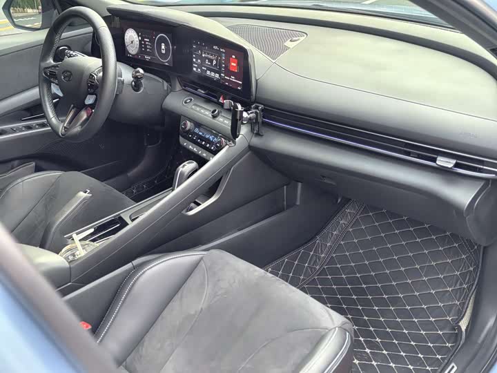 Hyundai Elantra 2023 2.0 T Sport Package Edition — фото 14