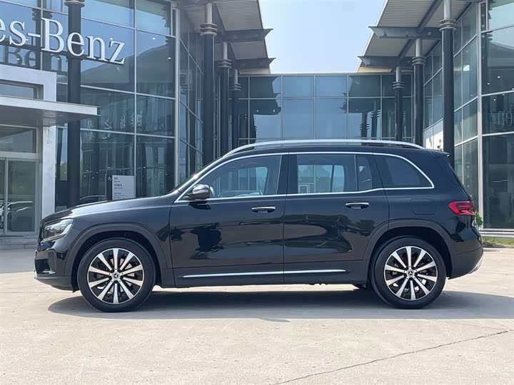 Mercedes-Benz GLB 2024 GLB 220 — фото 3