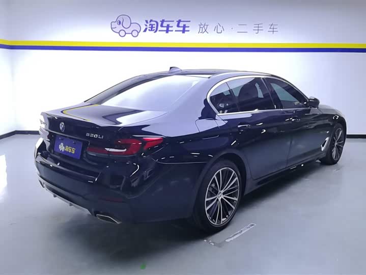 BMW 5-Series 2022 530 Li Leading M — фото 3
