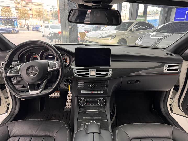 Mercedes-Benz CLS 2017 CLS 260 — фото 11