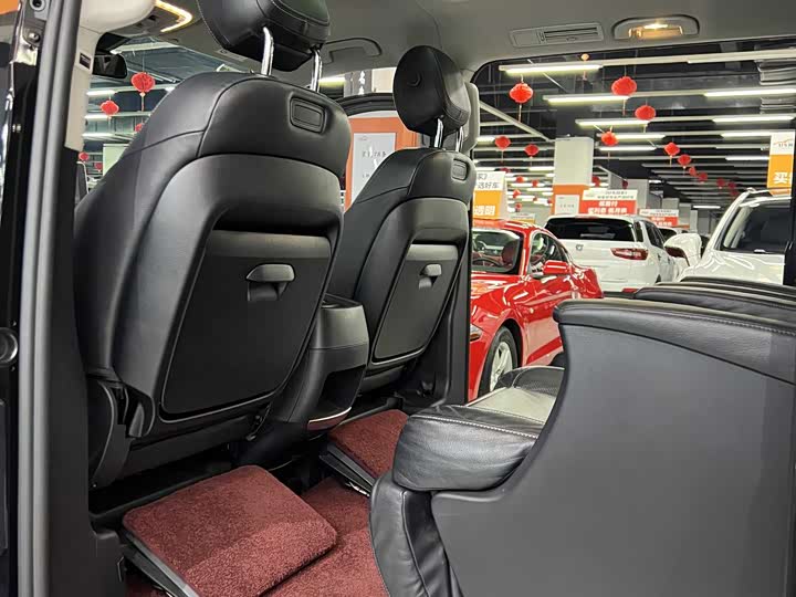 Mercedes-Benz V-Class 2017 V 260 L — фото 11