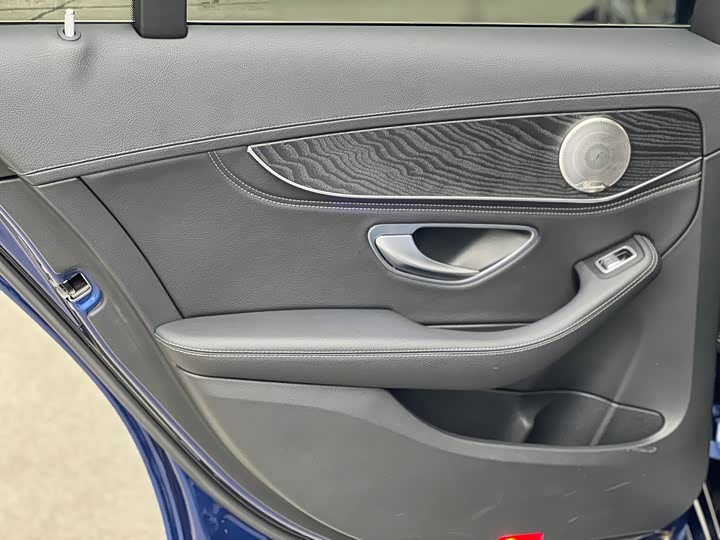 Mercedes-Benz C-Class 2019 C 260 L — фото 16