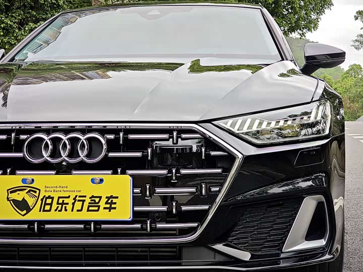 Audi A7L 2024 45 TFSI Luxury — фото 2