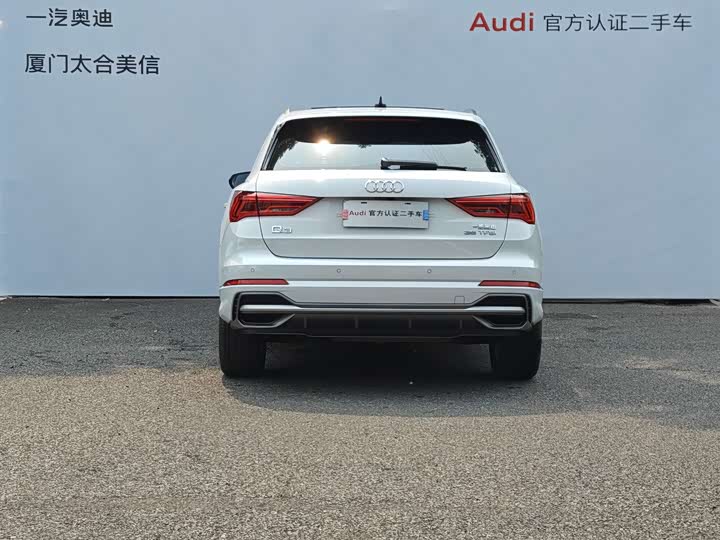 Audi Q3 2023 35 TFSI (1.5 T) — фото 4