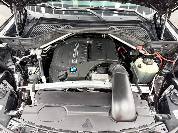 BMW X5 2014 x Drive 35i — фото 19
