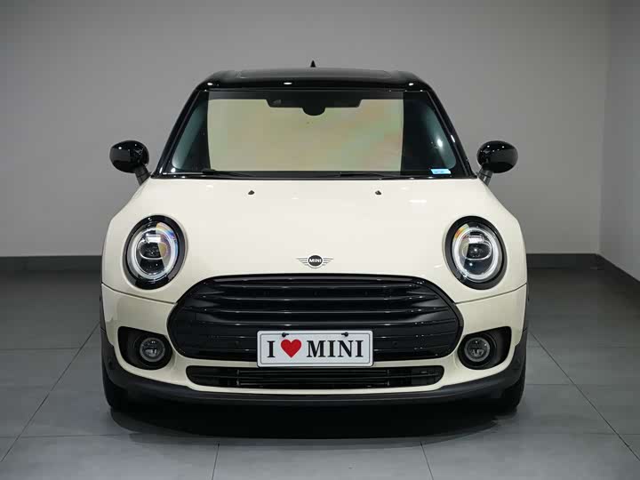 MINI Clubman — фото 6