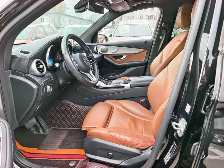 Mercedes-Benz GLC 2020 GLC 260 L 4 MATIC — фото 8